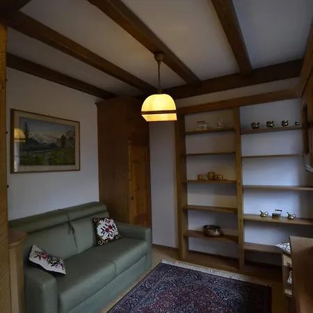 One Bedroom On The Promenade * Cortina d'Ampezzo